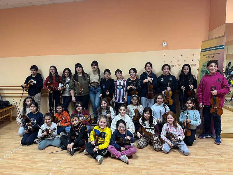 Clase de jóvenes vioinistas